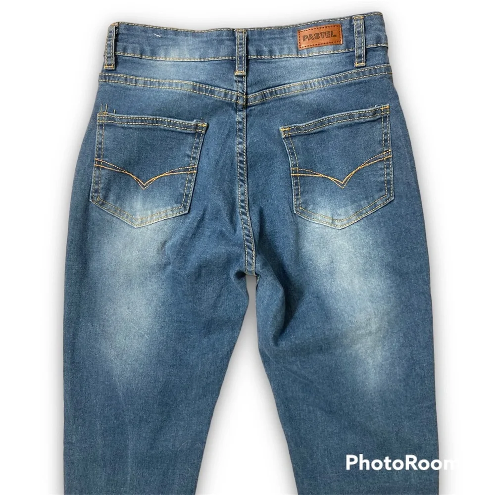 PASTEL JEANS | NWT High Rise Medium Wash Skinny Jeans - Picture 4 of 7